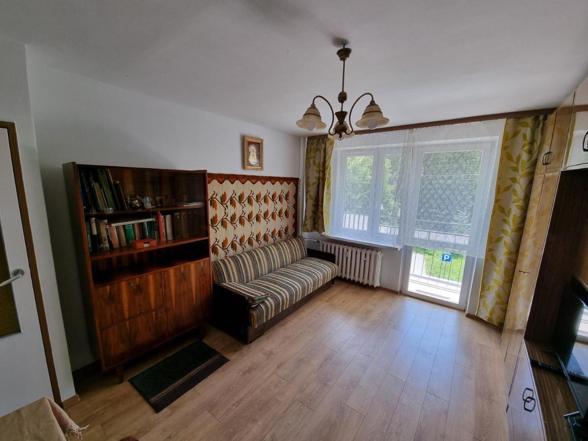Komfortowe Mieszkanie W Centrum Lecz Na Uboczu Apartament
